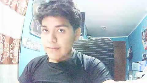 Snapshot of valesh20 chatting on January 14, 2026, 2:06 am Valesh19 online show from January 14, 2026, 2:06 am