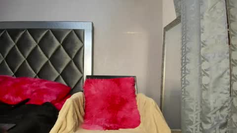 Valentino online show from June 7, 2026, 8:12 pm