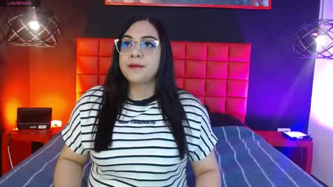 Valkirye  online show from March 15, 2026, 11:16 am