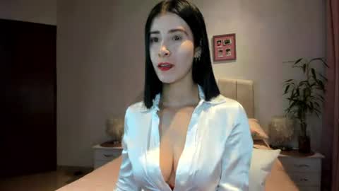 Snapshot of vallejo_macarena chatting on June 12, 2026, 3:38 am Macarena online show from June 12, 2026, 3:38 am