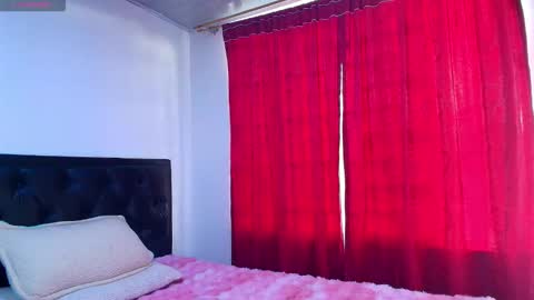 Taty independent account online show from November 19, 2025, 8:42 pm