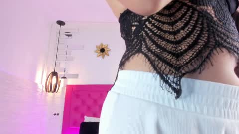 Vallolet Peach  online show from February 28, 2025, 11:36 am