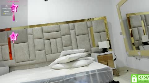 Snapshot of valtira_nova chatting on April 30, 2026, 4:57 pm valtira nova online show from April 30, 2026, 4:57 pm