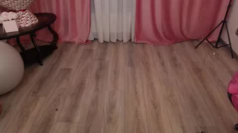 Snapshot of van_chon chatting on January 11, 2026, 5:01 am Van online show from January 11, 2026, 5:01 am