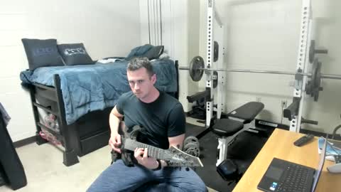 Vandal2021 online show from January 19, 2025, 2:47 am