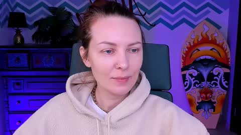 Vanda online show from February 9, 2025, 5:19 am