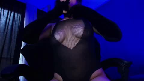 Snapshot of vanelope11 chatting on September 19, 2025, 7:47 pm Vanelope online show from September 19, 2025, 7:47 pm
