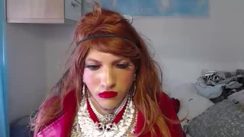 vanesacrossri online show from October 26, 2025, 8:09 am