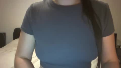 Snapshot of vanesajewel chatting on December 2, 2024, 9:50 pm VanesaJewel online show from December 2, 2024, 9:50 pm