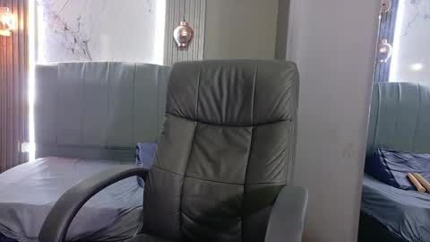 Vanessa online show from March 25, 2026, 11:11 pm