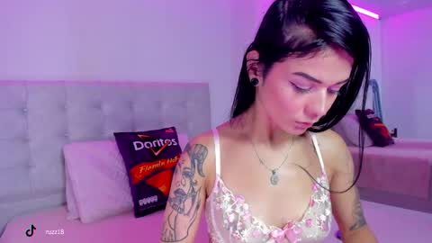 Vane  online show from April 15, 2026, 11:27 pm