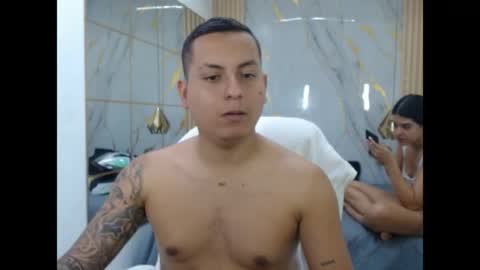 vanessa online show from April 18, 2026, 7:07 pm