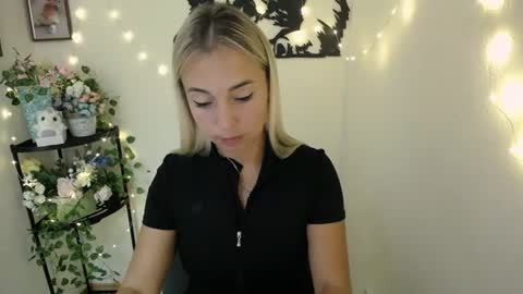 Snapshot of vanessa_joy_ chatting on July 8, 2026, 11:58 am Vanessa online show from July 8, 2026, 11:58 am