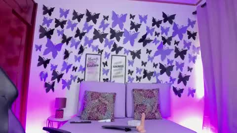 Snapshot of vanessaa_sexygirl chatting on February 10, 2025, 3:42 pm Vanessa online show from February 10, 2025, 3:42 pm