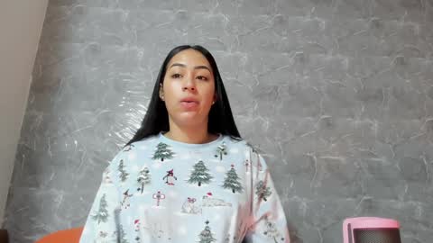 vanessaadol online show from February 6, 2025, 10:15 am