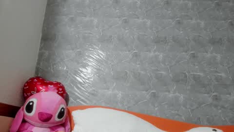 vanessaadol online show from March 5, 2025, 8:10 am