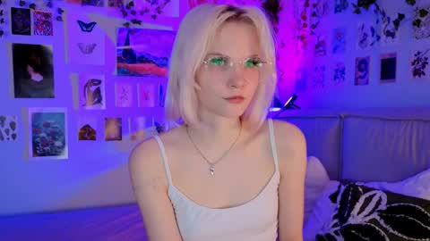 Snapshot of vanessaaustin chatting on April 30, 2026, 8:57 pm Vanessa online show from April 30, 2026, 8:57 pm