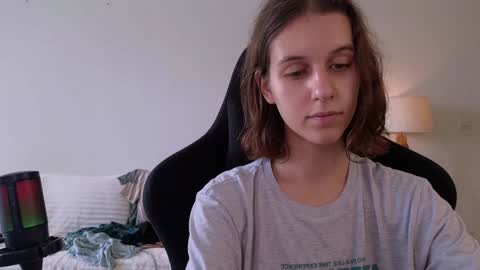 vanessa online show from December 7, 2024, 4:09 am