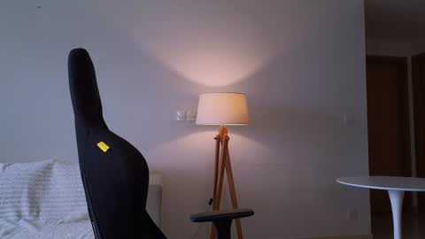 vanessa online show from December 19, 2024, 3:40 am