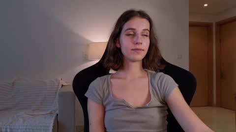 vanessa online show from December 22, 2024, 8:05 am