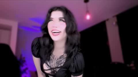 Vanessa  online show from November 28, 2025, 2:14 am