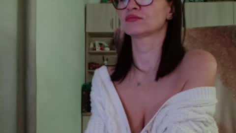 Vanessa online show from December 20, 2025, 6:09 am