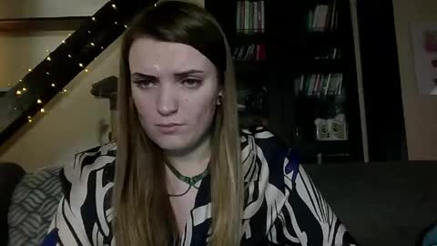 Vanessa online show from March 24, 2026, 11:37 am