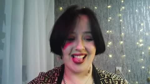 Snapshot of vanessashadow chatting on April 2, 2026, 9:34 pm vanessashadow online show from April 2, 2026, 9:34 pm