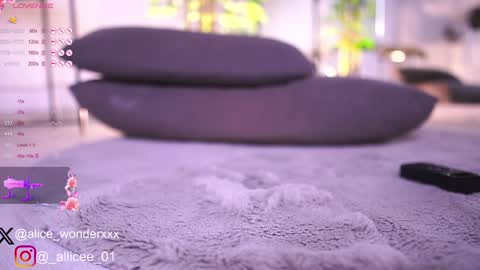 Vanessa Simon online show from February 7, 2025, 12:28 pm