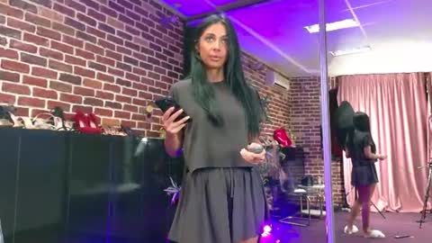 Vanessa online show from June 16, 2026, 6:54 pm