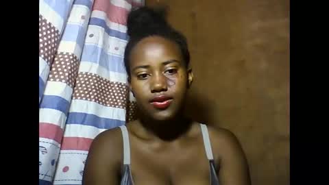 vaniah321 online show from January 21, 2025, 6:11 am