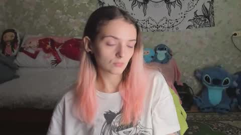 Adelina online show from October 6, 2025, 9:18 am