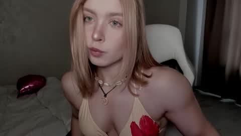 Vanilla online show from September 21, 2025, 11:12 am