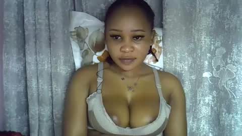 Snapshot of vanillavenus chatting on June 4, 2026, 3:07 pm vanillavenus online show from June 4, 2026, 3:07 pm