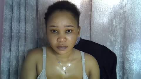 Snapshot of vanillavenus chatting on June 22, 2026, 11:18 am vanillavenus online show from June 22, 2026, 11:18 am