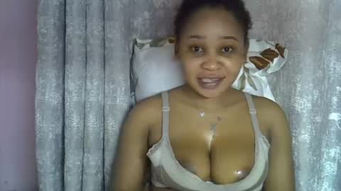 Snapshot of vanillavenus chatting on June 29, 2026, 1:33 pm vanillavenus online show from June 29, 2026, 1:33 pm