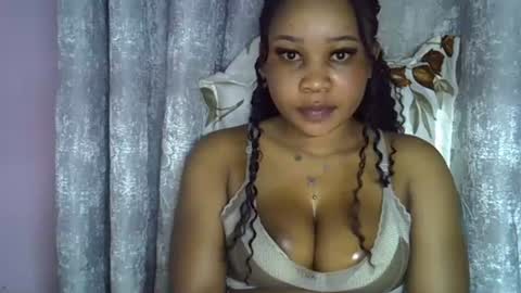 Snapshot of vanillavenus chatting on July 12, 2026, 10:56 pm vanillavenus online show from July 12, 2026, 10:56 pm