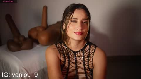 Snapshot of vaniluu9 chatting on October 22, 2025, 10:42 pm Vanilu online show from October 22, 2025, 10:42 pm