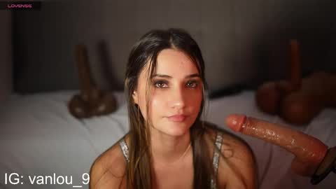 Snapshot of vaniluu9 chatting on November 26, 2025, 5:08 am Vanilu online show from November 26, 2025, 5:08 am