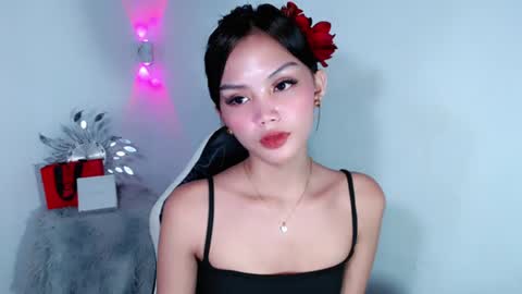 Snapshot of vannesasexyslutt chatting on July 17, 2026, 10:25 pm VANNESA online show from July 17, 2026, 10:25 pm