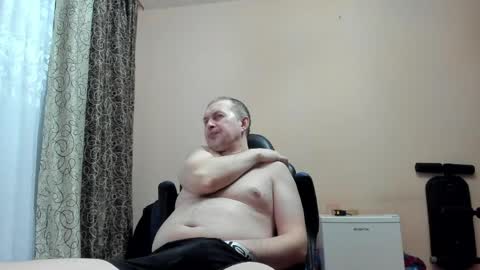 Snapshot of vano_822 chatting on May 1, 2026, 5:28 pm vano_822 online show from May 1, 2026, 5:28 pm