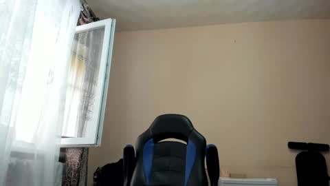Snapshot of vano_822 chatting on May 7, 2026, 6:30 am vano_822 online show from May 7, 2026, 6:30 am