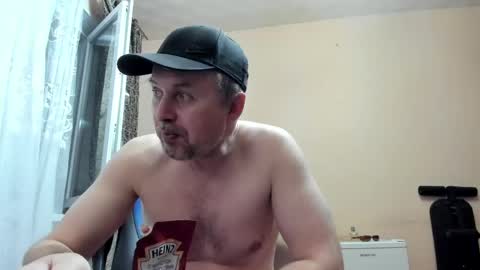 Snapshot of vano_822 chatting on May 17, 2026, 6:15 pm vano_822 online show from May 17, 2026, 6:15 pm