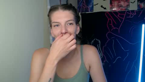 Vanessa online show from September 28, 2025, 6:19 am