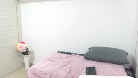 Snapshot of vanse_lust chatting on January 23, 2025, 2:55 am Karuna online show from January 23, 2025, 2:55 am