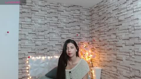 Snapshot of vanse_lust chatting on February 25, 2025, 1:52 am Karuna online show from February 25, 2025, 1:52 am