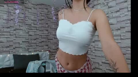 Snapshot of vanse_lust chatting on September 15, 2025, 8:20 pm Karuna online show from September 15, 2025, 8:20 pm