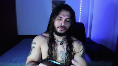Snapshot of vanvelckan_ chatting on November 4, 2025, 12:54 am vanvelckan_ online show from November 4, 2025, 12:54 am