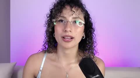 varenka_ivanova22 online show from June 6, 2026, 3:44 am