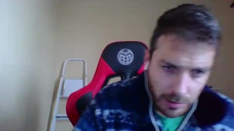 vascorro20 online show from December 5, 2024, 10:33 am